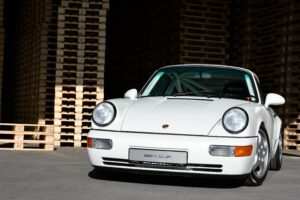 Bon appétit, baby! 1991er Porsche 911 Carrera Cup 3.6 Coupé APC 0821a