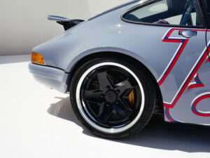 Porsche 911 Carrera Coupé Generation 993 Modelljahr 1997:V-Programm Rekreation zum Kaege Retro Nummer 18_1874