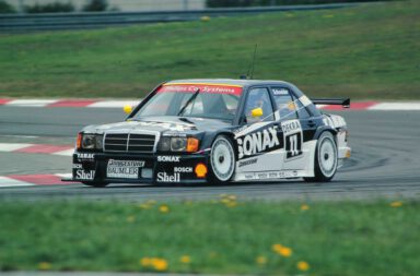 1993-DTM-Bernd-Schneider-Mercedes-Benz-190E