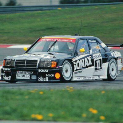 1993-DTM-Bernd-Schneider-Mercedes-Benz-190E