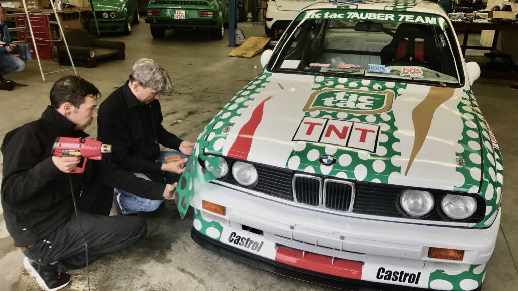 DTM-1991-Tauber-BMW-M3-E30-Allen-Berg-Tic-Tac-Folierungs-Projekt-Christian-Benner-AvD-Oldtimer-Grand-Prix-2017-Nürburgring-4296 2