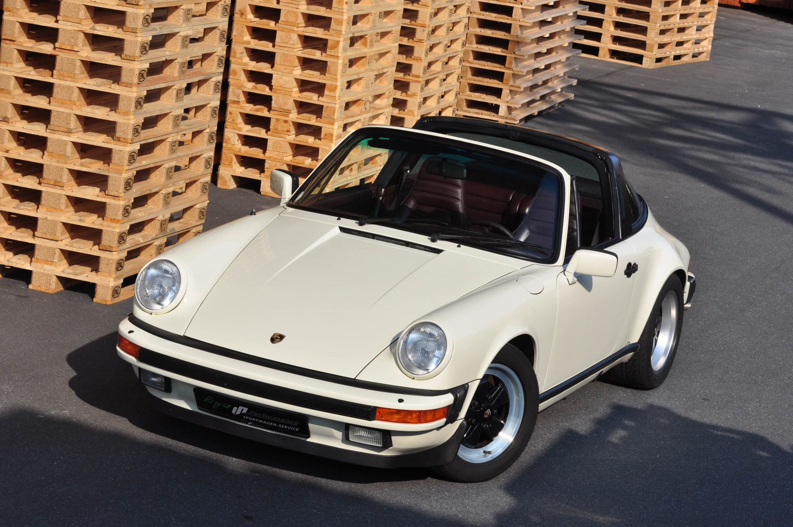 1984-Porsche-911-targa-3.2-Heitgress-Wolke-0129