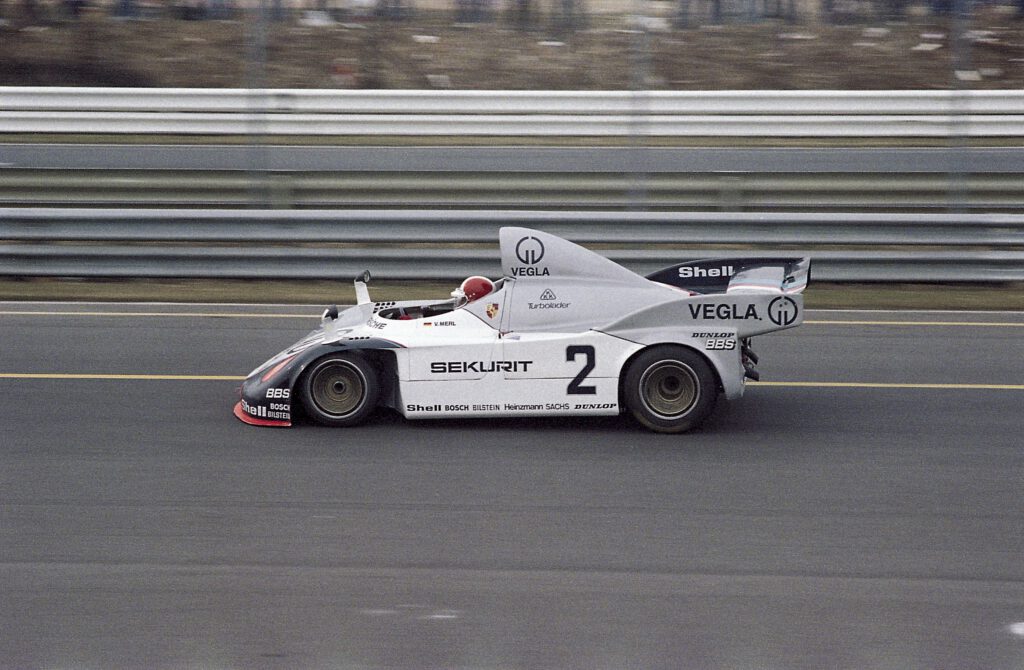 80-Jahre-Ekkehard-Zimmermann-dp-Motorsport-1970-Nuerburgring-Joest-Porsche-908-03.jpg