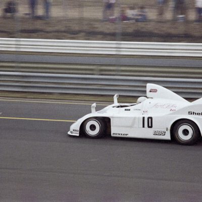 „Porsche 936" von Jürgen Barth und Bernd Dobronz: ein absolut fesselndes Stück Zeitgeschehen