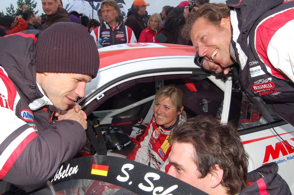 Porsche-Rennfahrerin Sabine Schmitz aus Nürburg in der Hocheifel: Trauer um die Königin der Nordschleife