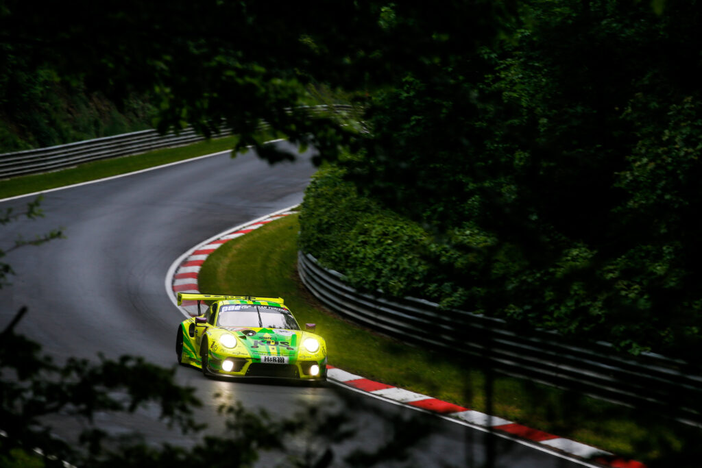 Manthey triumphiert zum siebten Mal beim 24-Stunden-Rennen am Nürburgring