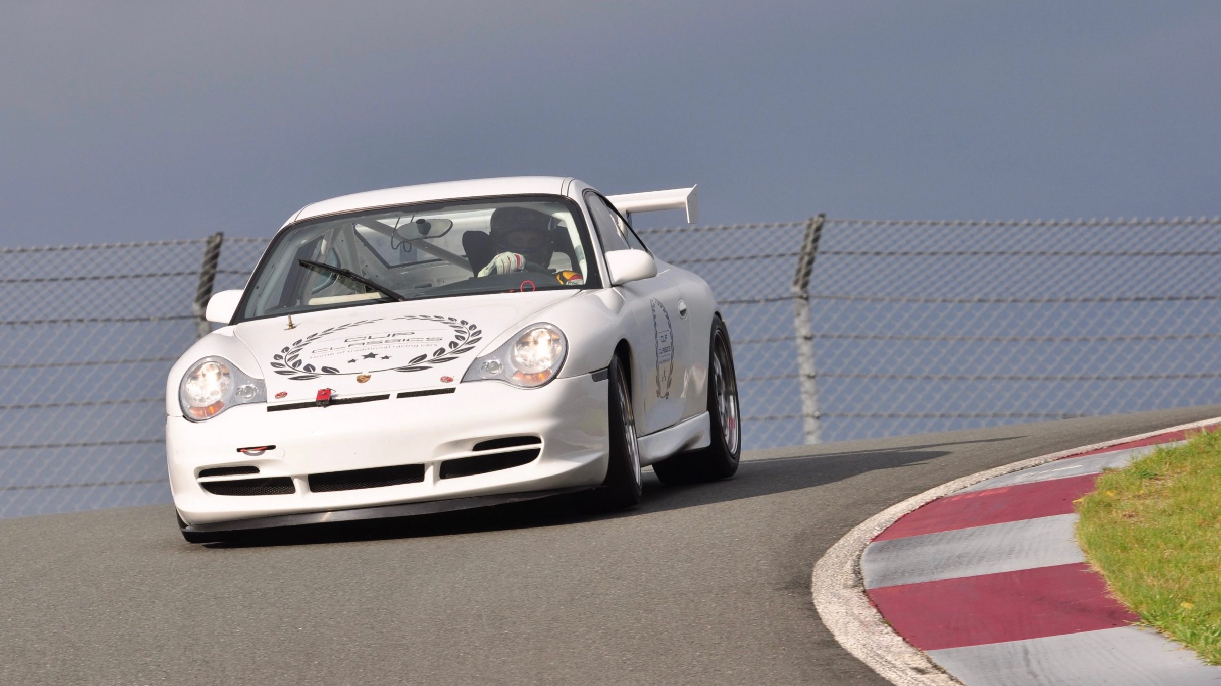 PreciselyWhite-Volume-1-Bilster-Berg-Cup-Classics-Porsche-911-GT3-2698