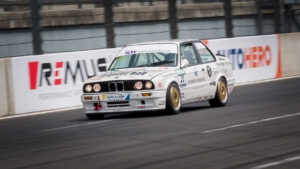 DTM-Classic-2022-Lausitzring-BMW-320-iS-Marc-Hessel-2.0-Automotive-002