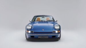 werk1-02-2022-Roger-Kaege-und-die-perfekte-optische-Täuschung-Porsche-964-Retro-targa-001