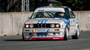 DTM-Classic-2022-Norisring-BMW-320iS-BTCC-Prinz-Leopold-von-Bayern-Marc-Hessel-zweipunktnull-group-005