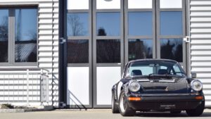Sonntag, 27.02.2022, Mark Donohue, Roger Penske, Porsche 911 Carrera 2.7 Coupé, Lyss/CH - Foto: netzwerkeins GmbH, Carsten Krome