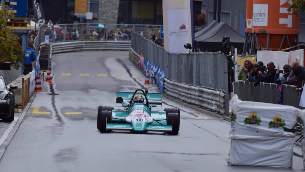Arosa-Classic-Car-2022-Thomas-Amweg-Ammerswil-Schweiz-Martini-BMW-Formel-2-0060