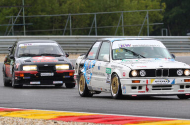 DTM-Classic-Cup-2022-Leopold-von-Bayern-BMW-320-iS-Dä-Schmal-2.0-Automotive-Pitwall-Media-Farid-Wagner