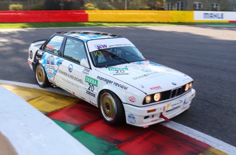 DTM-Classic-Cup-2022-Spa-Francorchamps-Marc-Hessel-BMW-320iS-zweipunktnull-automotive