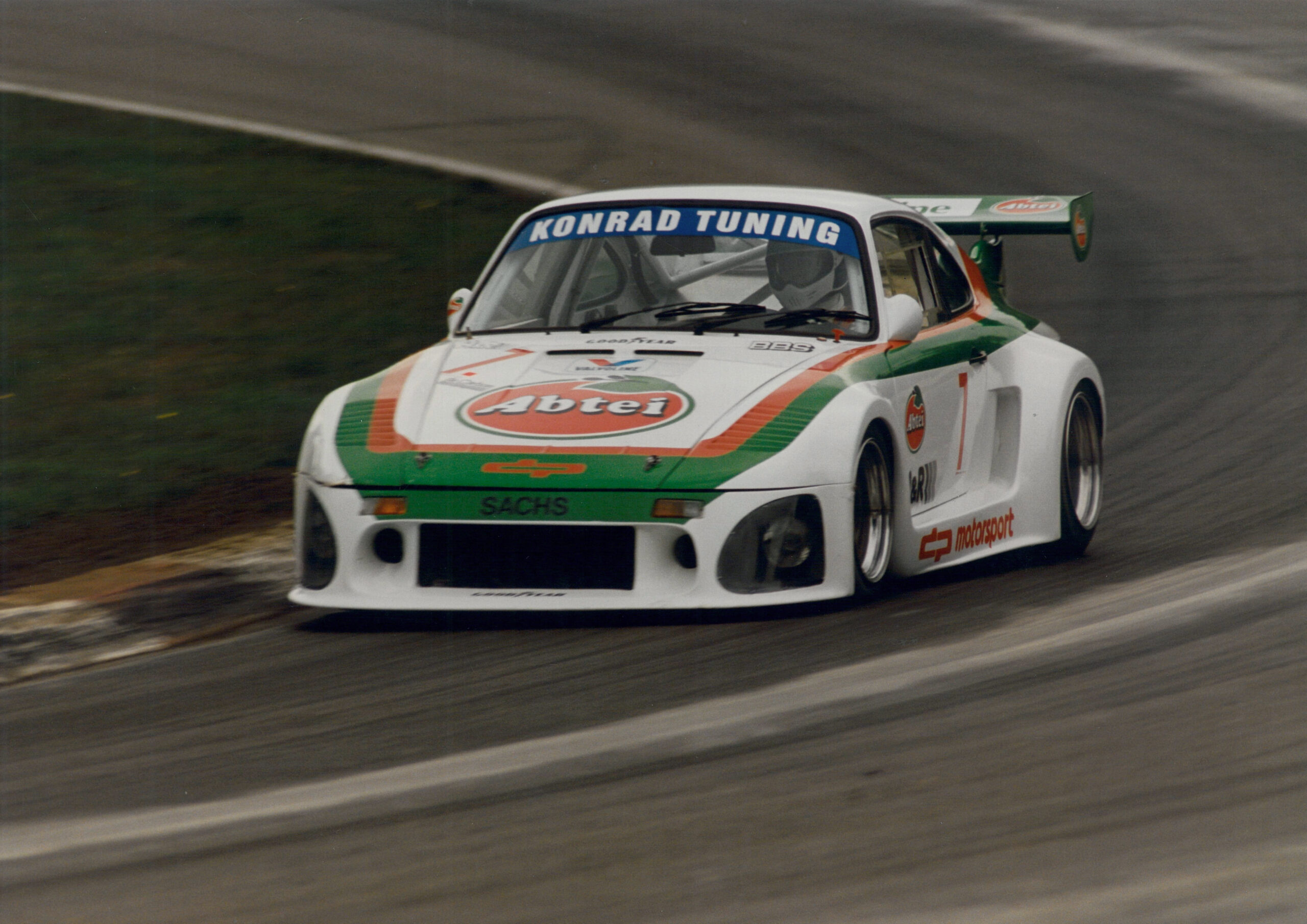 1977-Porsche-935-dp-2-Chassis-930-770-0204-Franz-Konrad-Peter-Schem-Abtei-Vitamine-Wulf-Sarhage