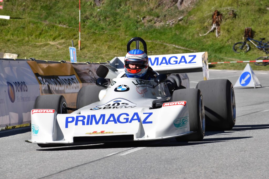 2023-19-Arosa-ClassicCar-Schweiz-Graubuenden-Erbacher911-Roger-Moser-Martini-BMW-Formel-2-0132