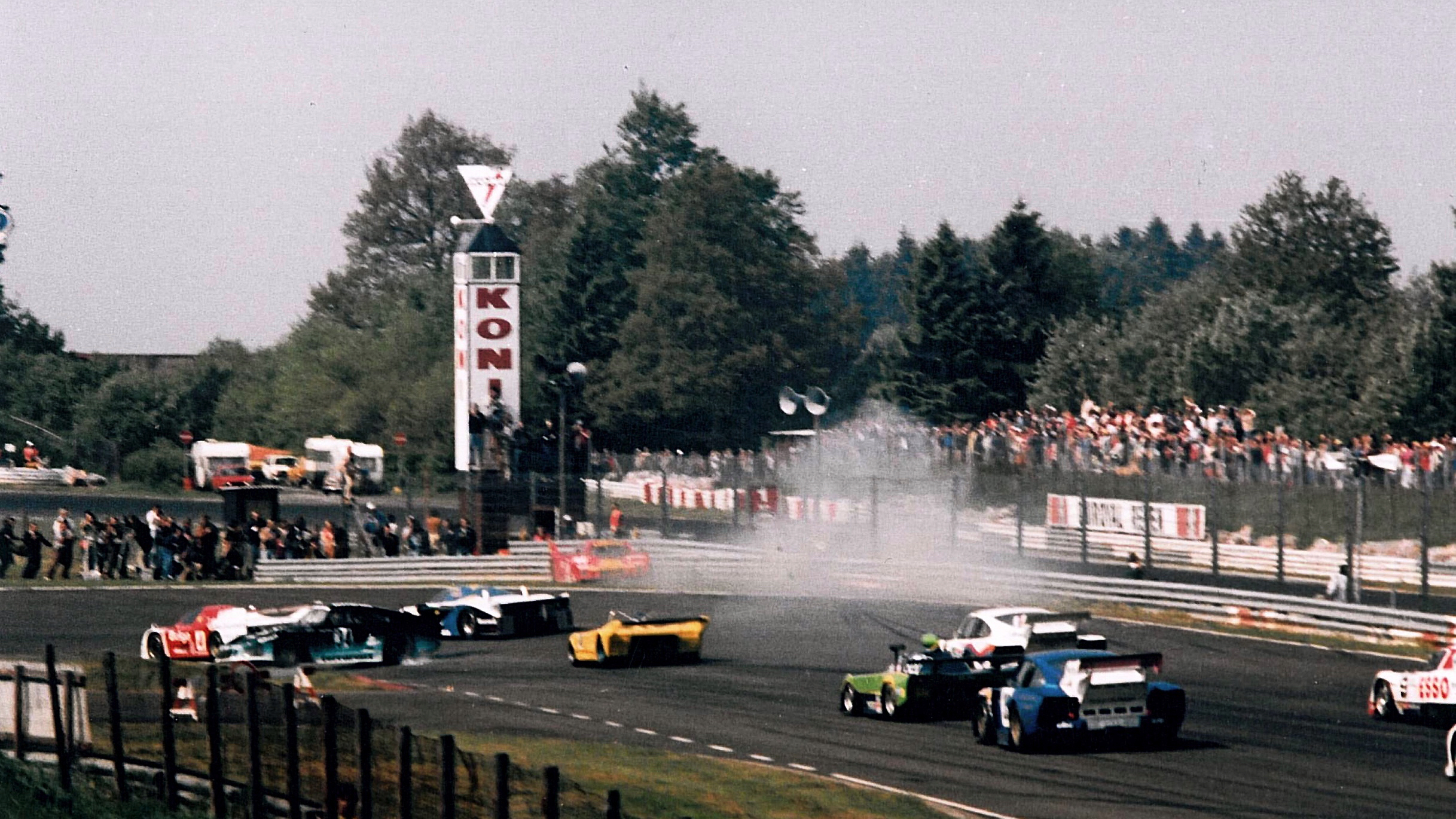 1982-1.000-km-Rennen-Nuerburgring-Marken-Weltmeisterschaft-Harald-Grohs-URD-C81-Gruppe-C-Unfall