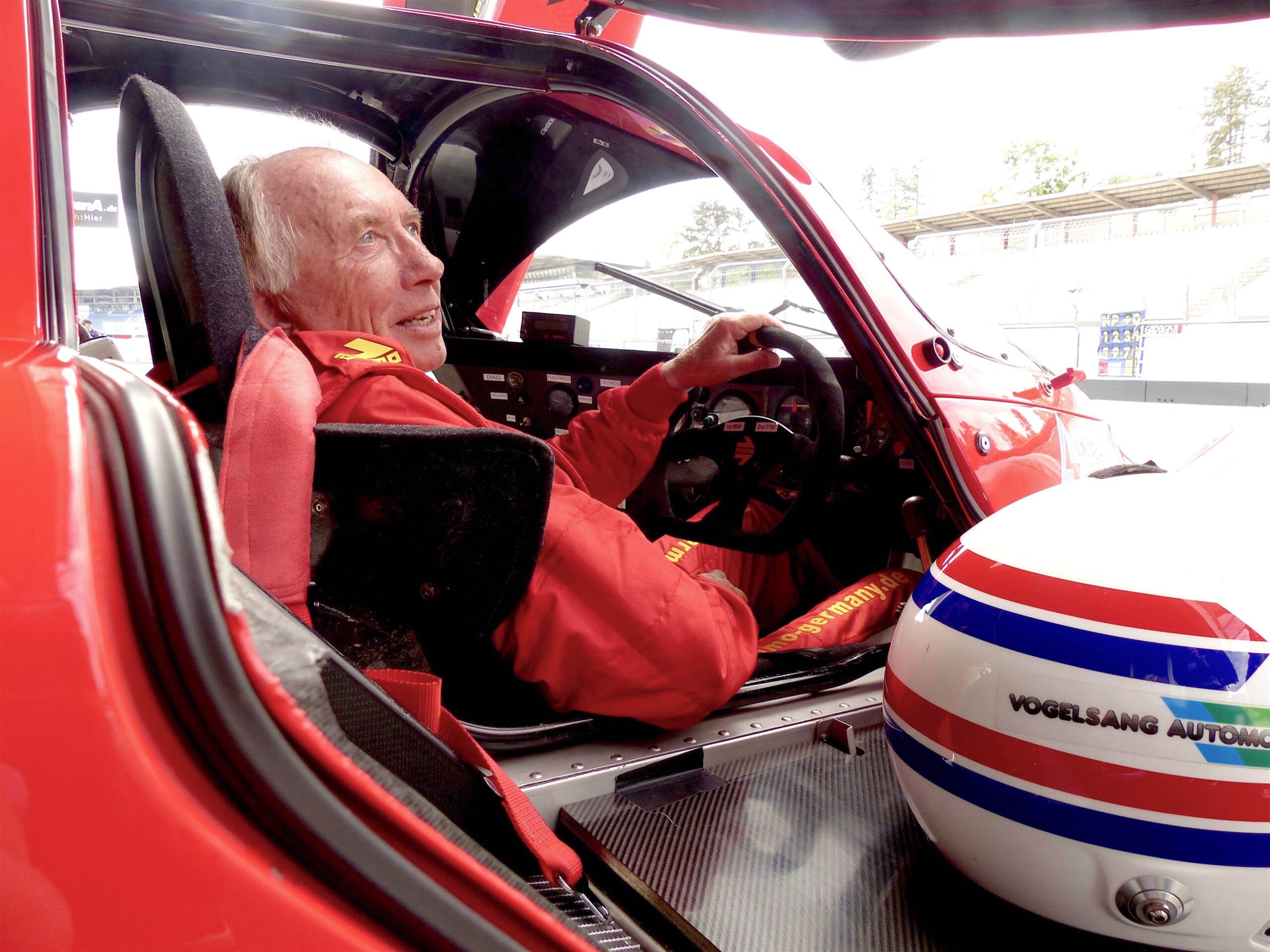 2025-ADAC-Hockenheim-Historic-Harald-Grohs-MOMO-GEBHARDT-Porsche.962C-GS001_0803 (1)