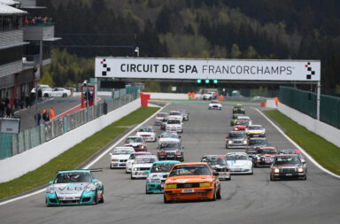 Spa Summer Classic 27. April 2024 erster 30-Minuten-Sprint der Tourenwagen Legenden #europeantour Start Rennen 1