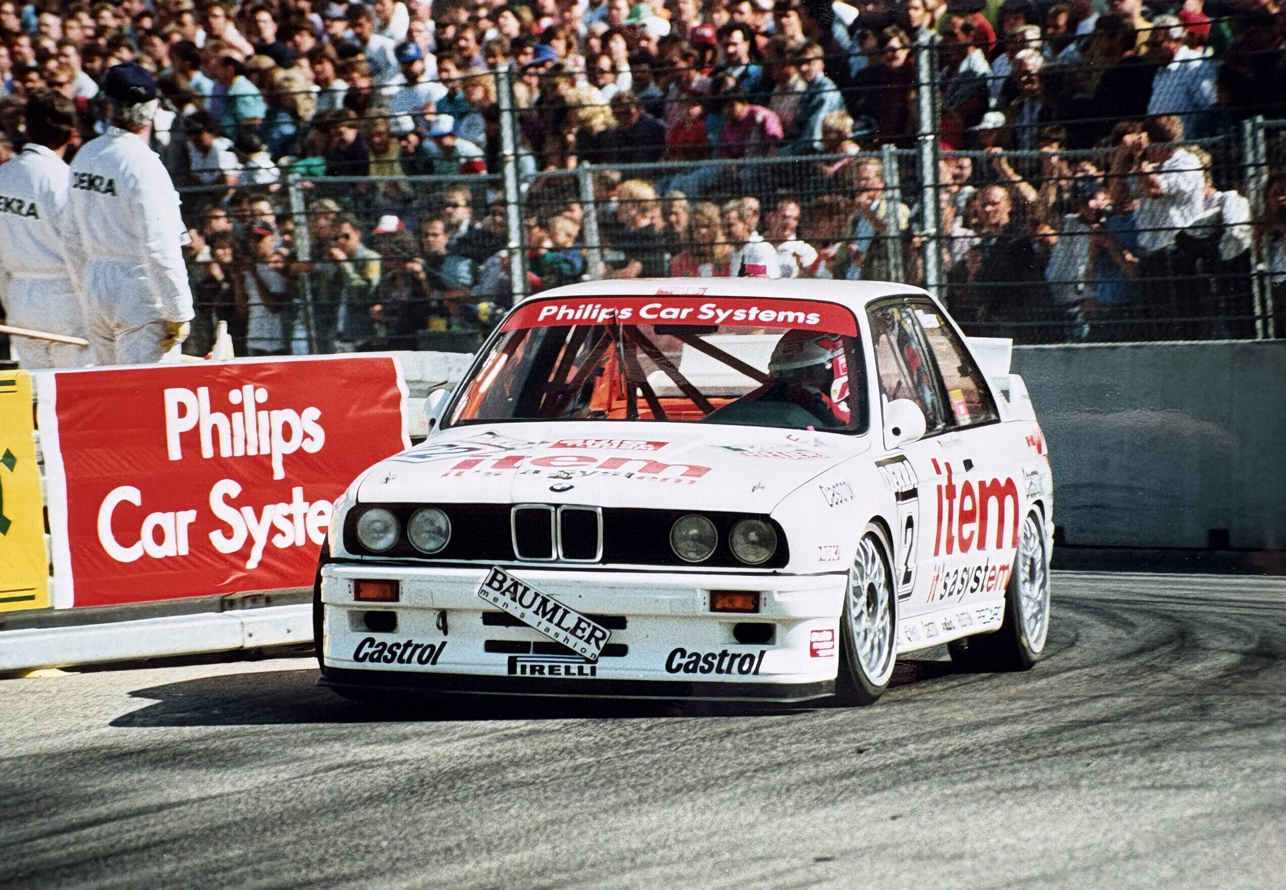 © Privatarchiv Marco Werner LINDER M Team by zweipunktnull group Düsseldorf - Marco Werner - DTM Singen BMW M3 E30