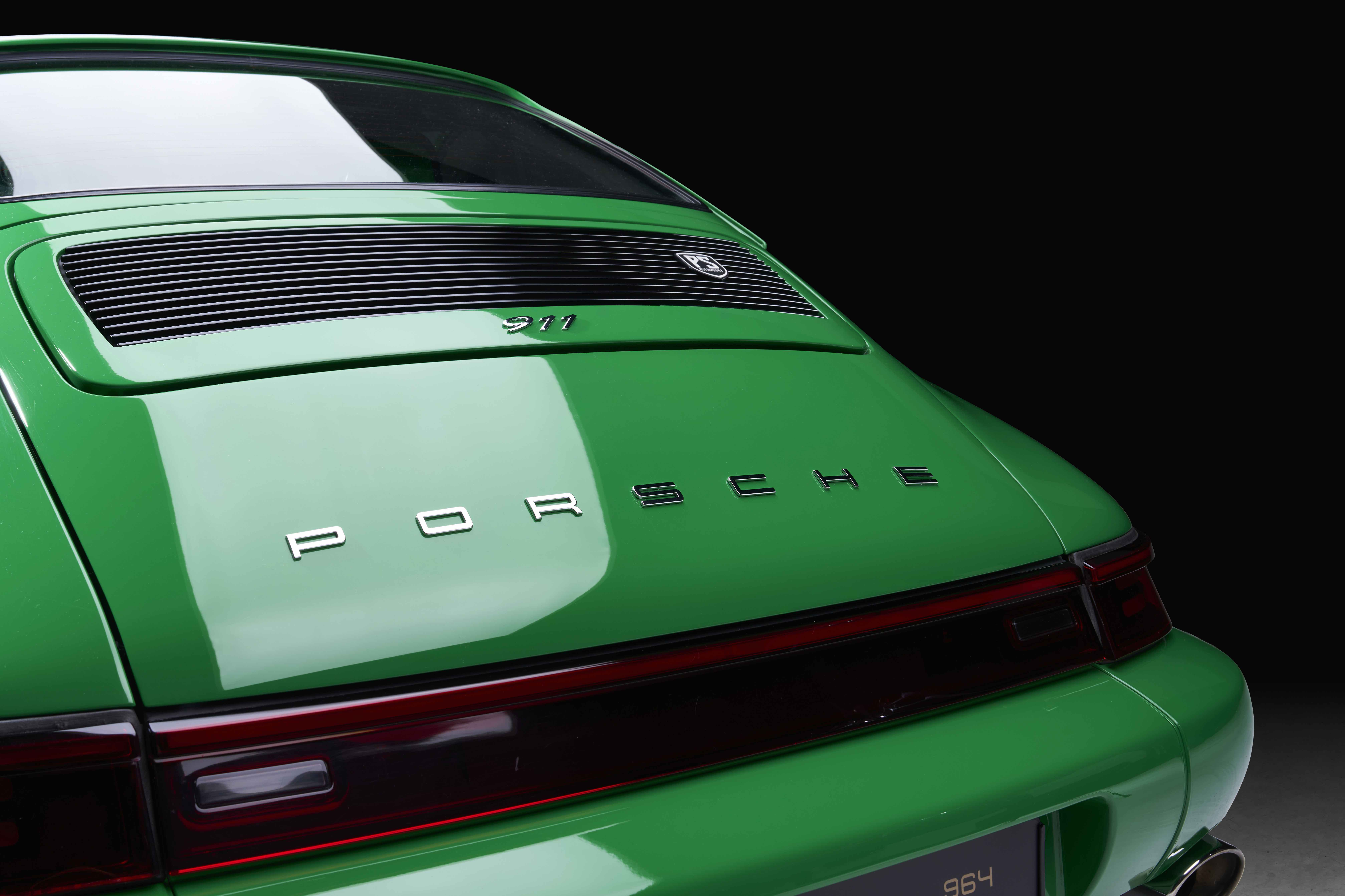 © ST-Manufaktur by PS Automobile, D-59557 Lippstadt Porsche 911 (Typ 964) Carrera 2 Coupé, Restomod:Sonderaufbau im Werks-turbo-Look (WTL) durch ST-Manufaktur by PS Automobile, D-59557 Lippstadt_3392_werk1