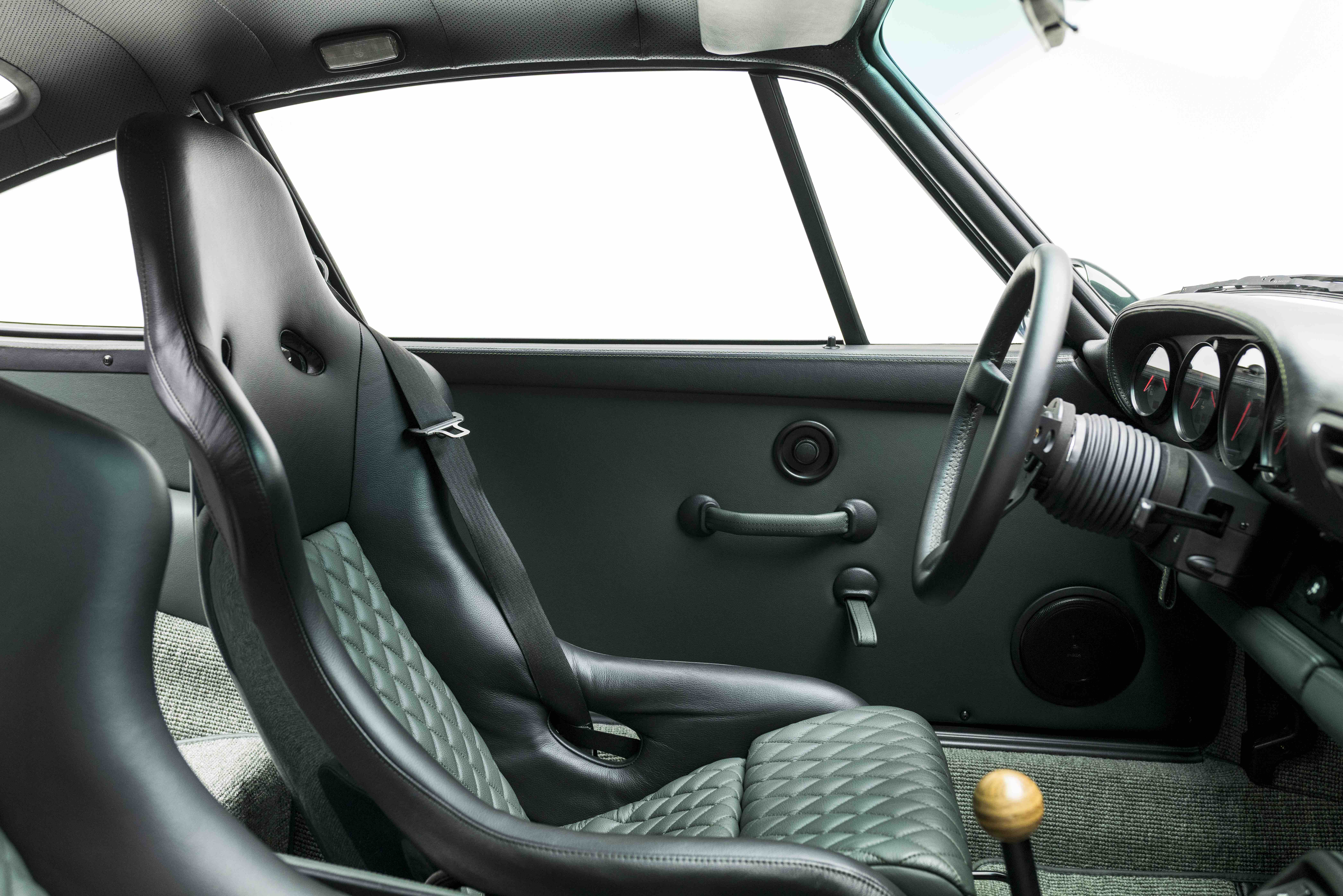 © nook2m/Zweimann Betrieb GmbH, Nils Mann 101206_Davidsportcars-Porsche-964-C2_18