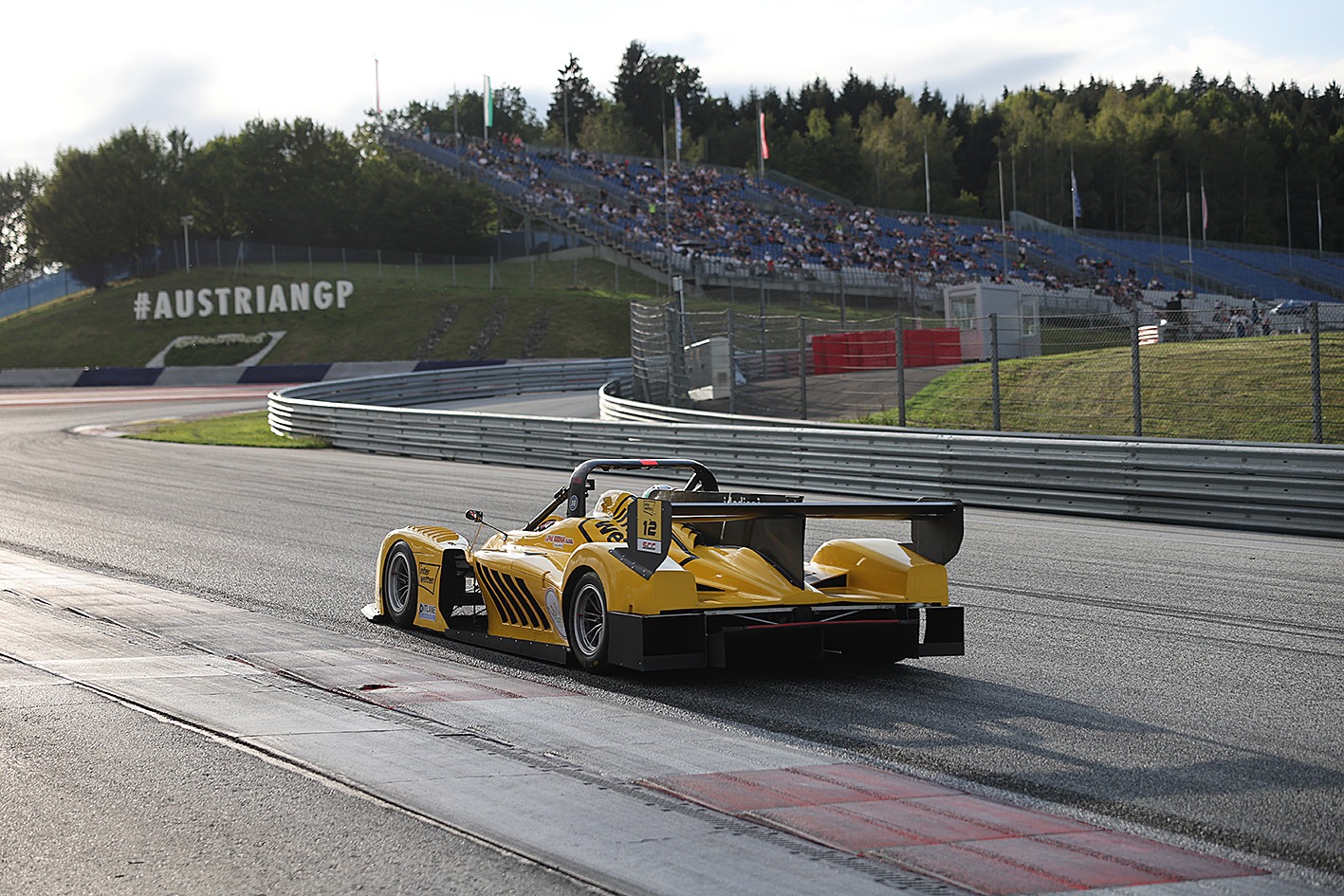 © Manfred Nogar INTERWETTEN Sports Car Challenge (SCC) im Rahmen der Red Bull Ring Classics 2026 Niki Lauda Kurve