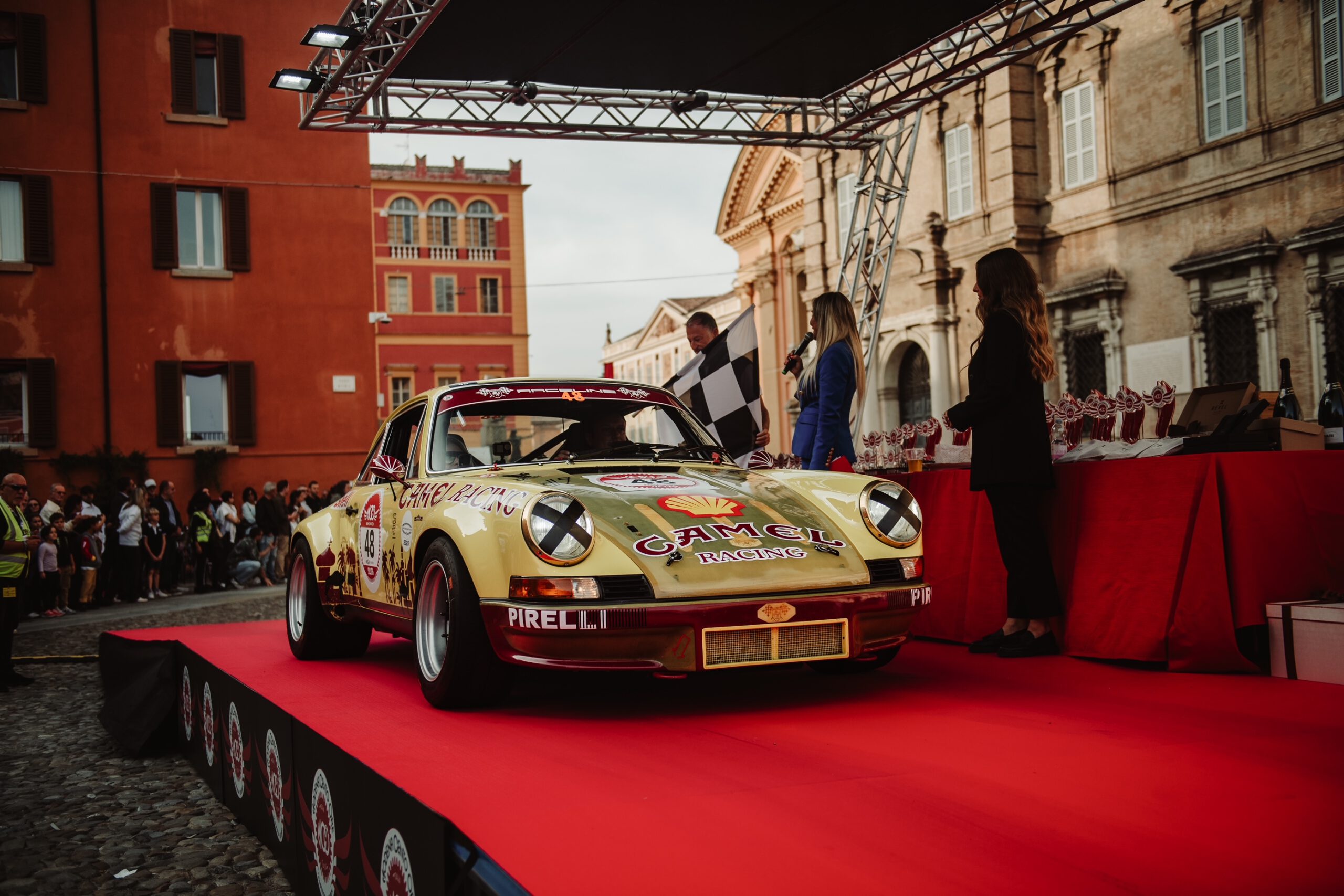26. Modena Cento Ore 2026, Riccione:Italien zweiter großer internationaler Erfolg für Florian Feustel:Katrin Becker auf Raceline-Porsche 911 2.8 RSR_0390